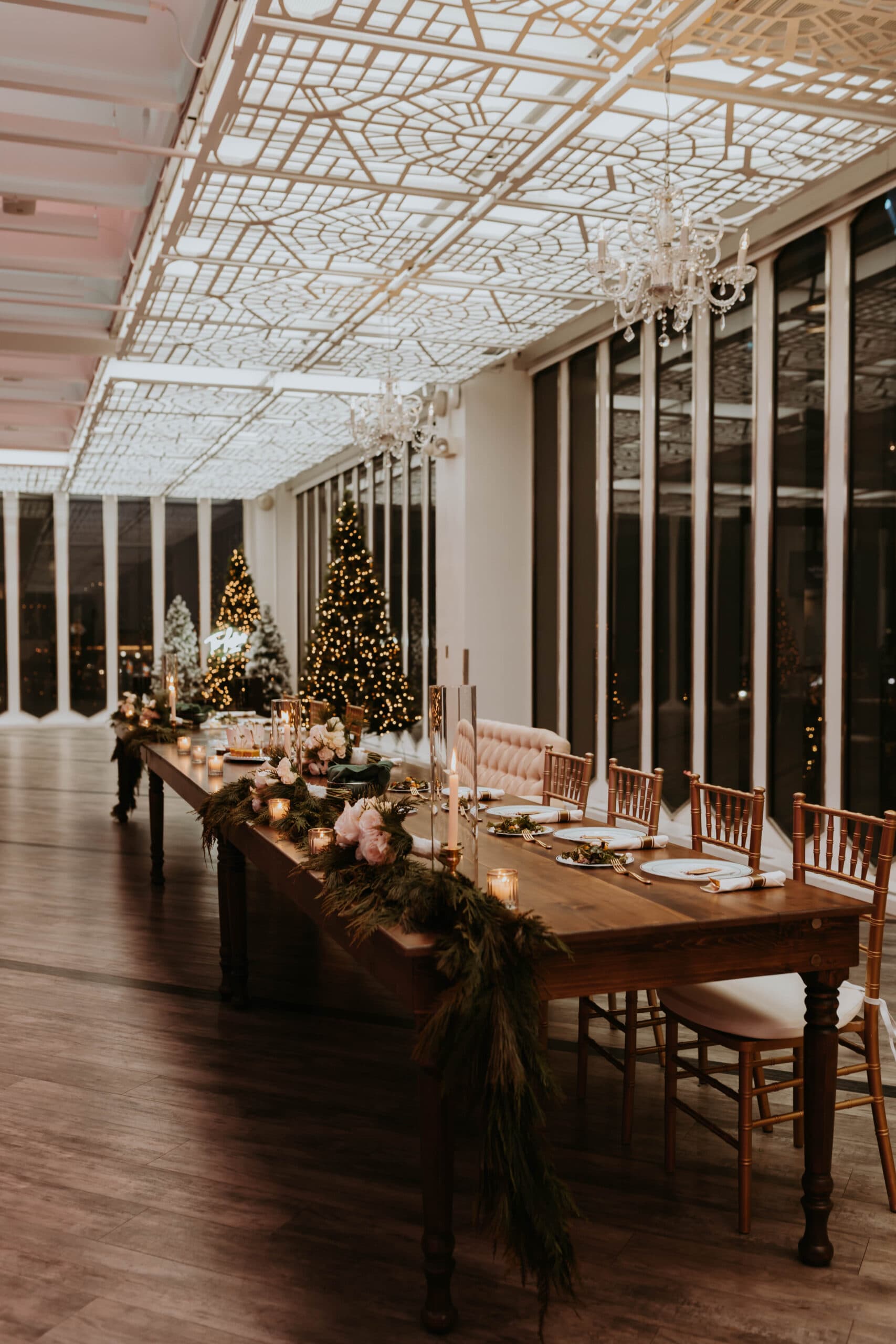 Winter wedding table